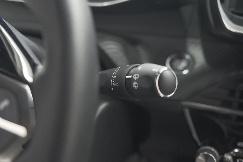 Peugeot 2008 puretech 130 eat8 gt | camera | apple carplay | parkeersensore