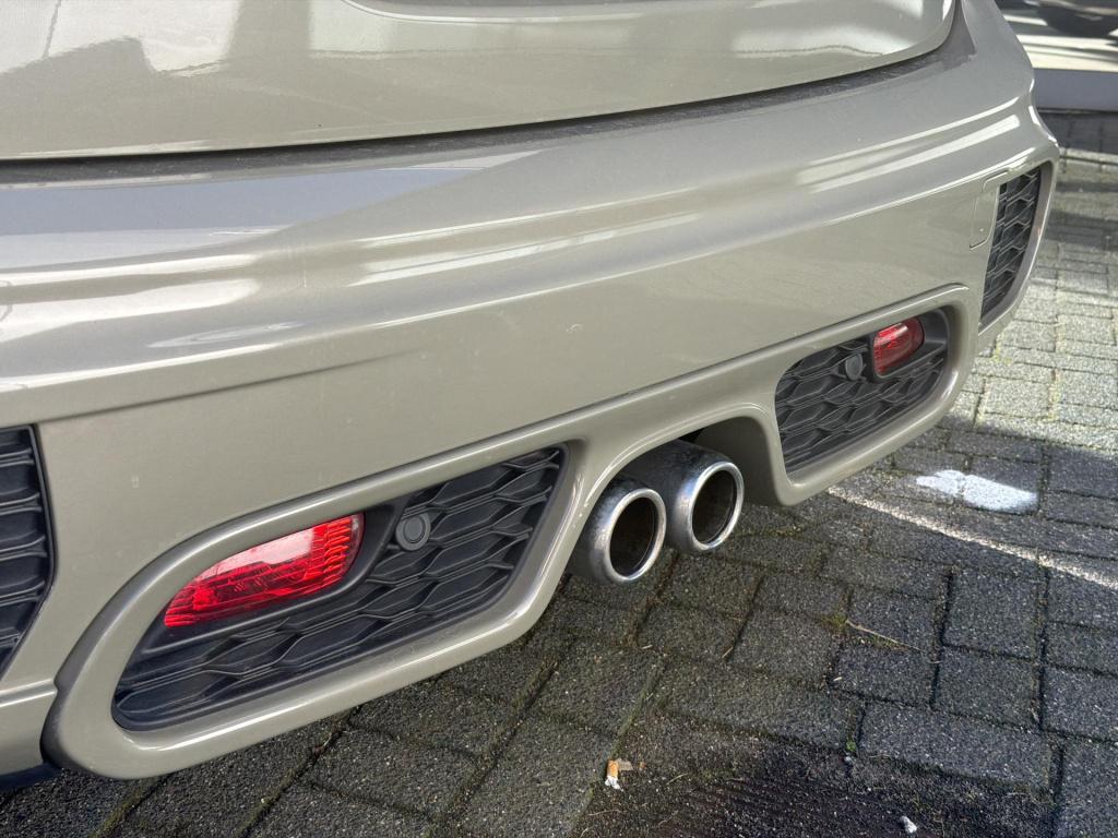 Mini Cooper S Cabrio 2.0 jcw aero-pakket