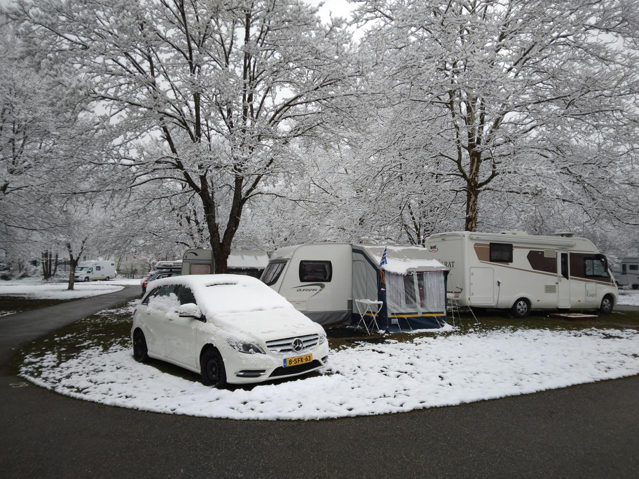 Wintertent  voor caravan