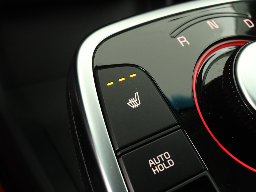 Kia E-niro edition 64 kwh | stuur- en stoelverwarming | navigatie |