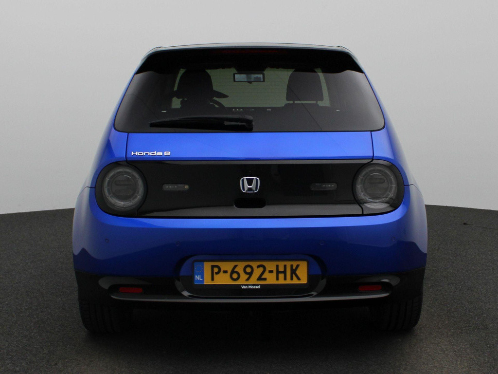 Honda E advance 17" | automaat | navigatie | panoramadak | 360 camera | app