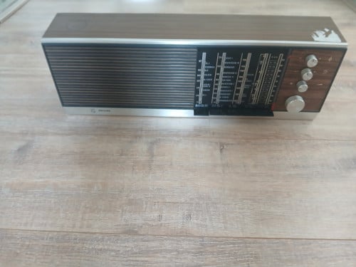 Vintage philips radio