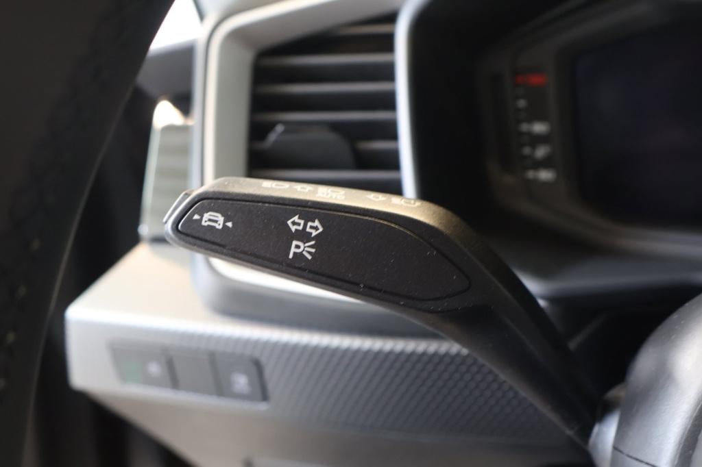 Audi A1 Sportback 25 tfsi advanced edition app connect, all season, pdc v+a