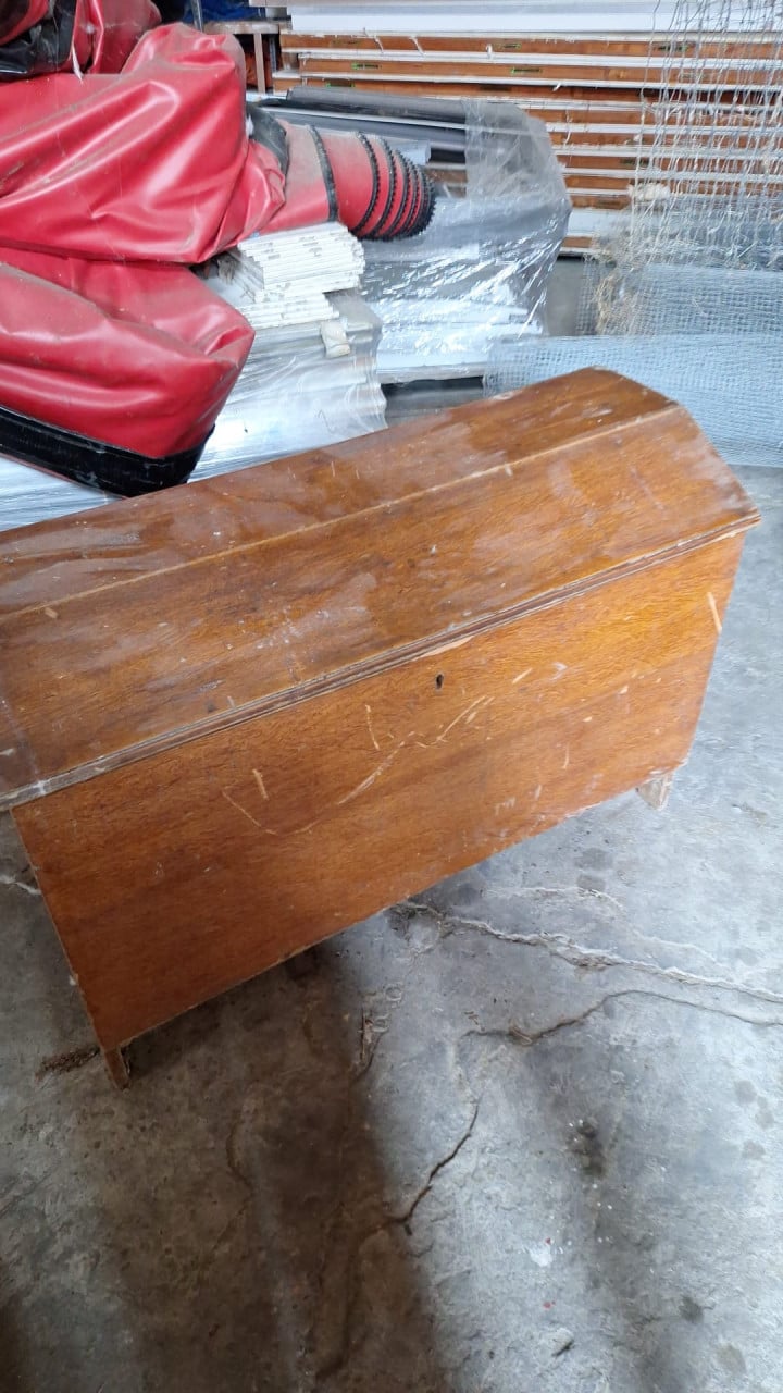 Houten kist, oude kerkkist, opbergkist