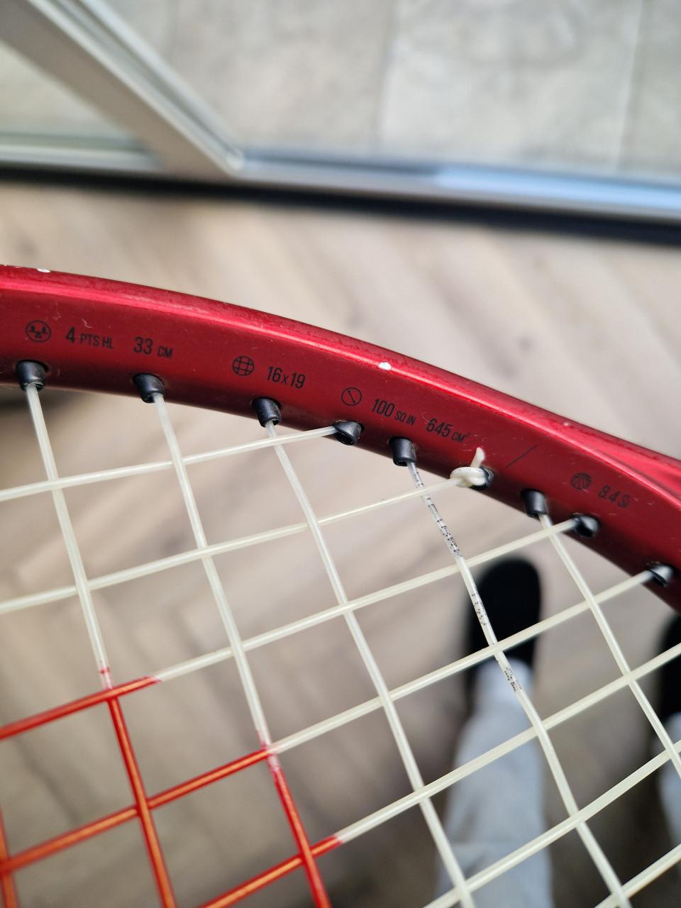 Wilson Tennisracket Clash 100UL V2 - 265 Gram OF L 280 gram!