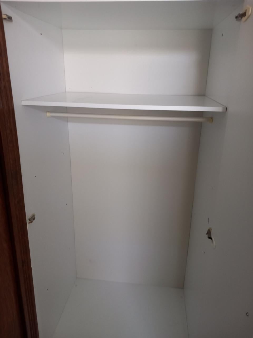 Gratis kledingkasten