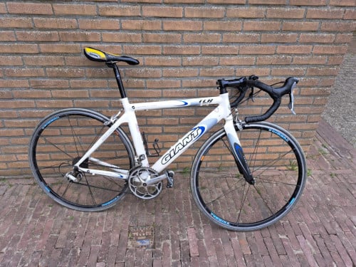 Giant TCR Aero Compact Road racefiets