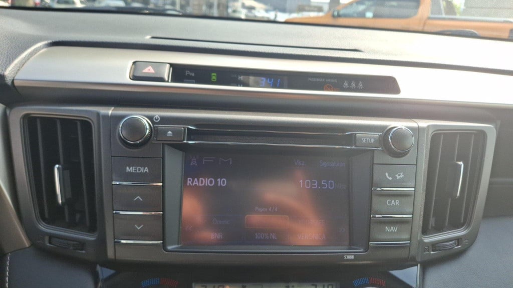Toyota Rav4 2.0 aspiration 4wd | nieuw binnen | eerste eigenaar | 2.000 kil