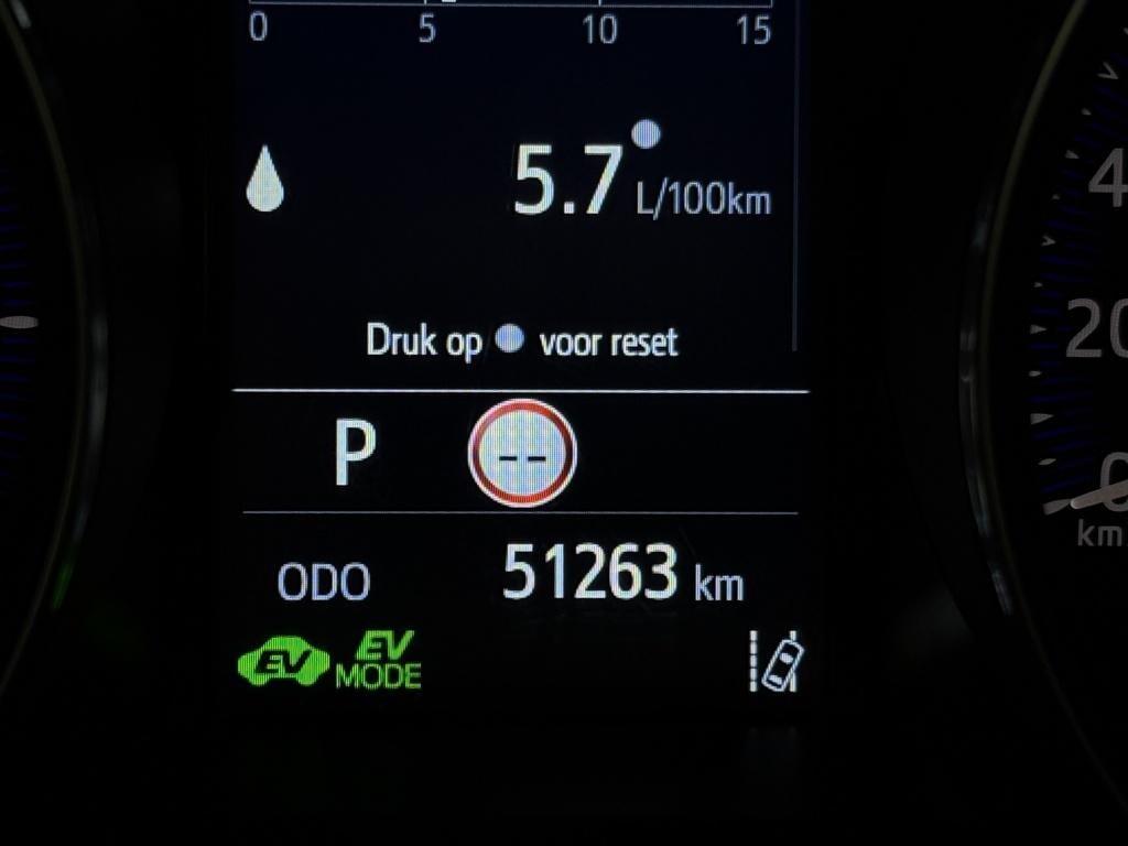 Toyota C-hr 1.8 hybrid dynamic
