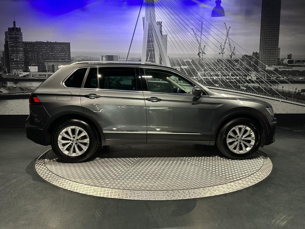 Volkswagen Tiguan 1.5 tsi act comfortline business *led*appconnect*camera*t