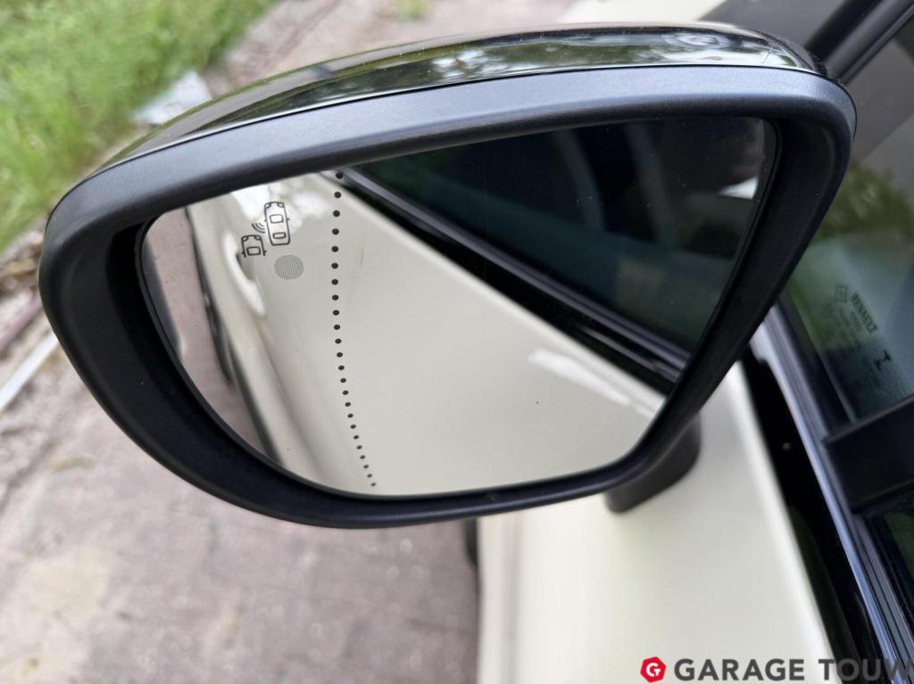 Renault Captur 1.3 tce intens *camera, pdc, clima, cruise nl