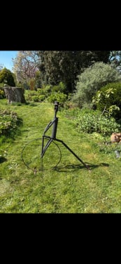 Kunstwerk tuin fiets