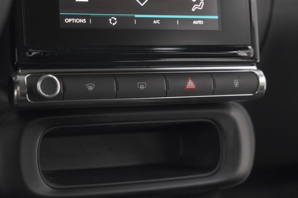 Citroen C3 puretech 82 feel edition | parkeersensoren | navigatie | apple c