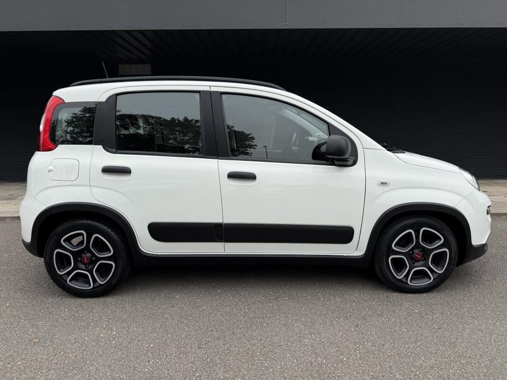 Fiat Panda 1.0 hybrid city life - carplay - android auto -