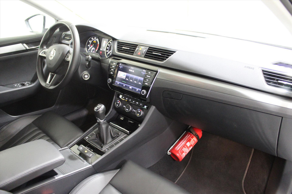 Skoda Superb combi style 1.4 tsi act
