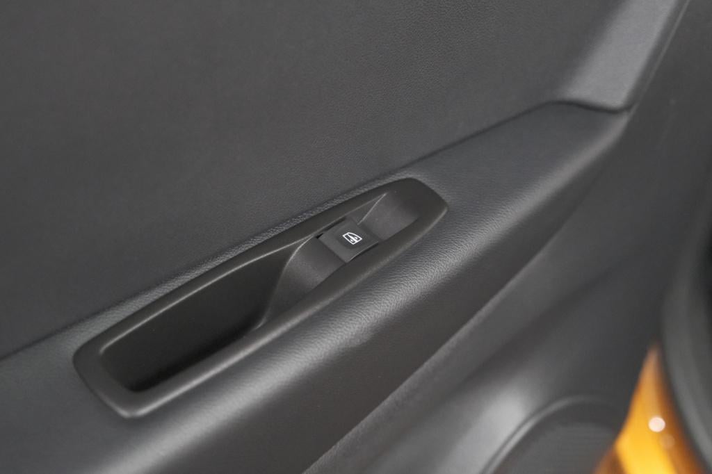 Renault Captur tce 120 edc edition one | camera | navigatie | parkeersensor