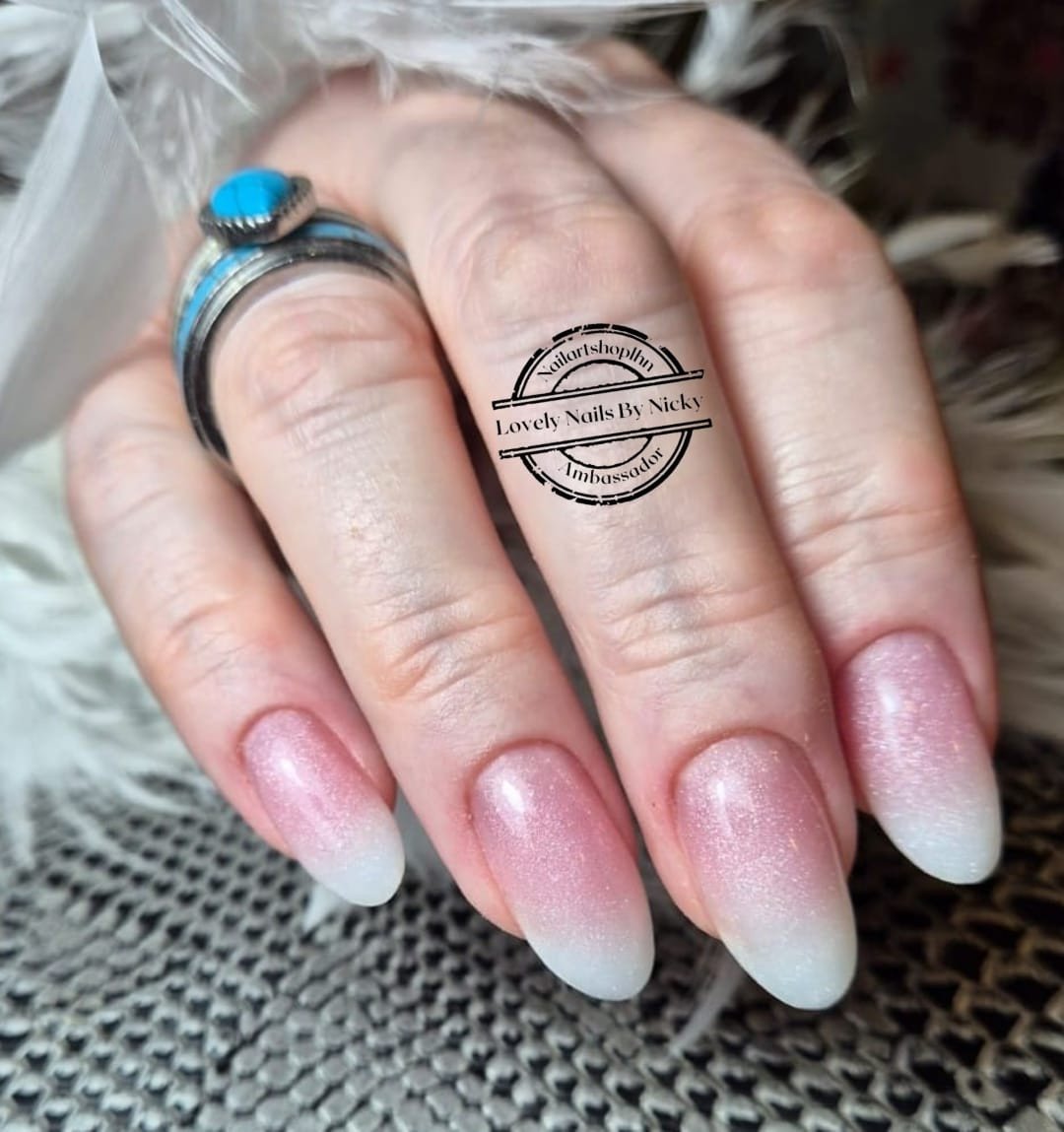 Diverse opleidingen tot nagelstyliste