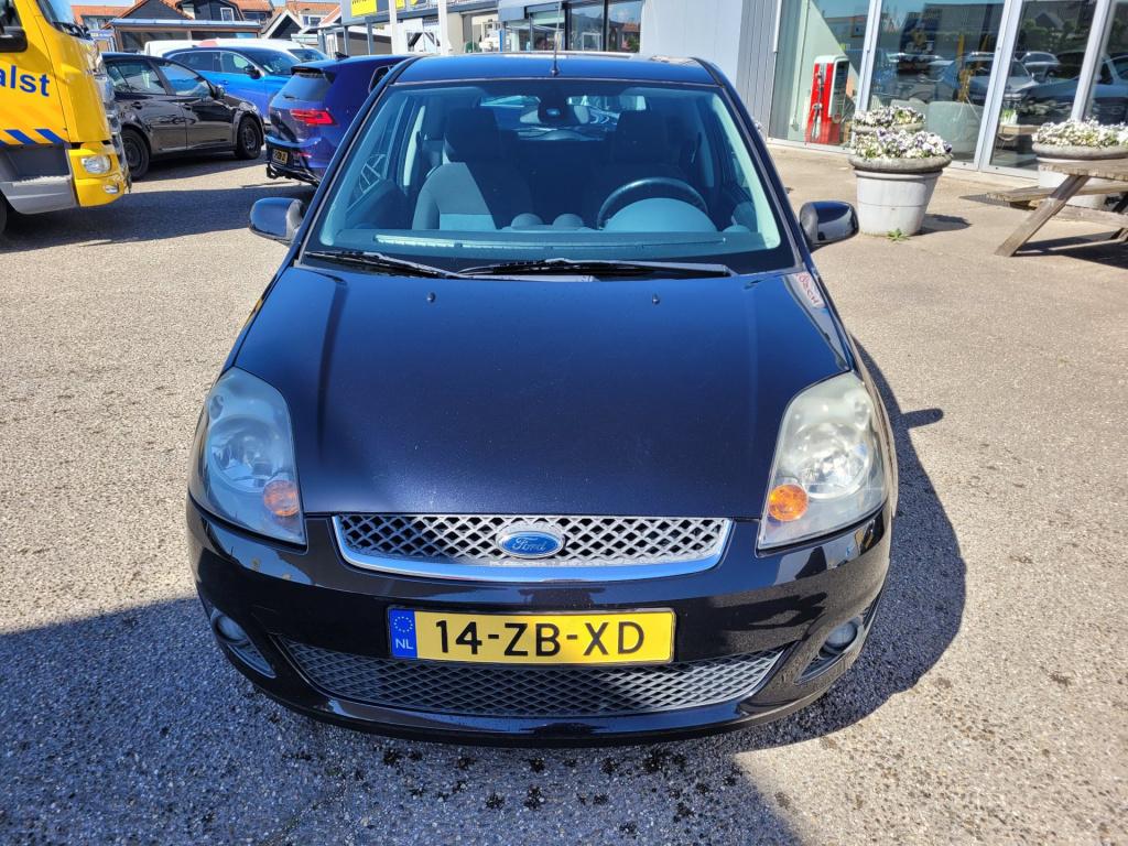 Ford Fiesta 1.3-8v futura