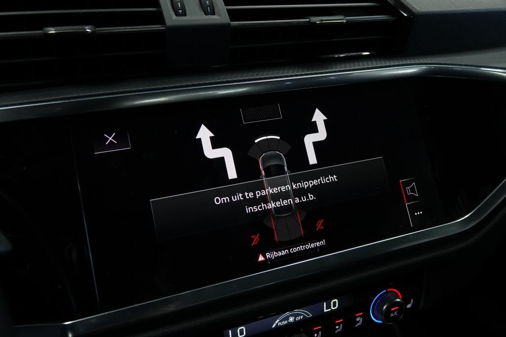 Audi Q3 sportback 35 tfsi s edition | matrix | driveselect | alcantara |