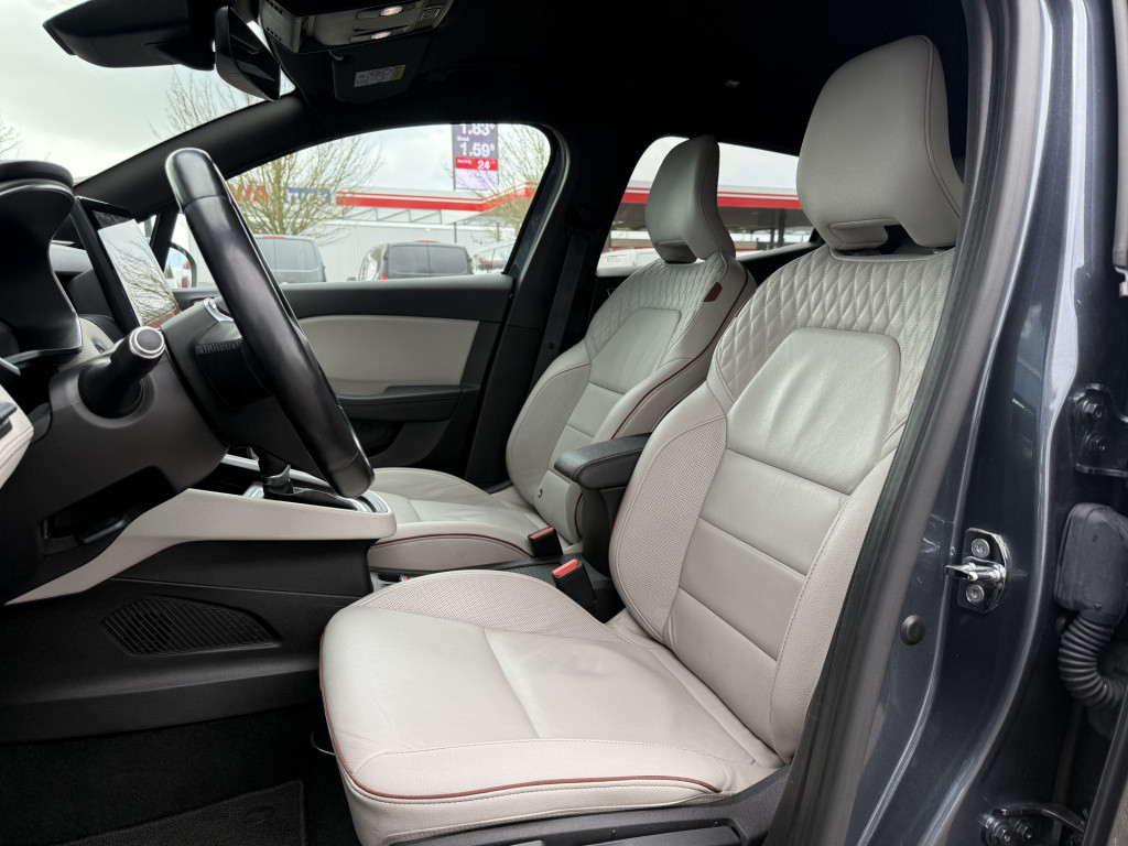 Renault Clio 1.6 e-tech hybrid 140 initiale paris | nl-auto | dealer ond. |