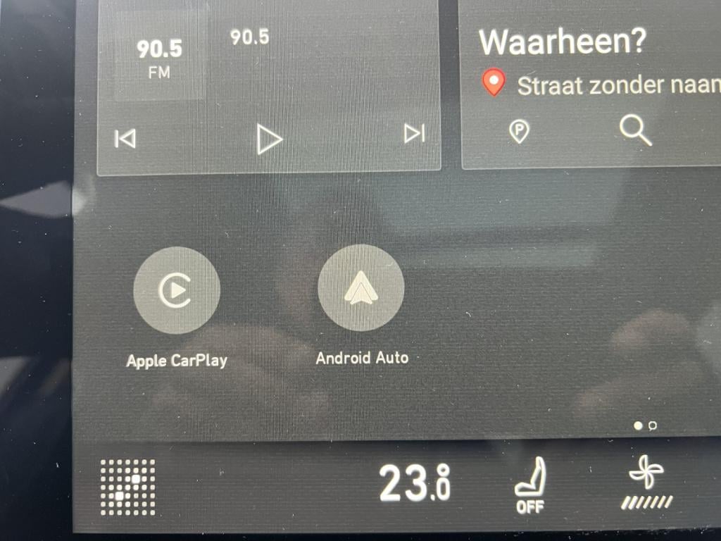 Lynk & Co 01 1.5 261pk plug in hybrid , black edition , pano dak , 360gr ca