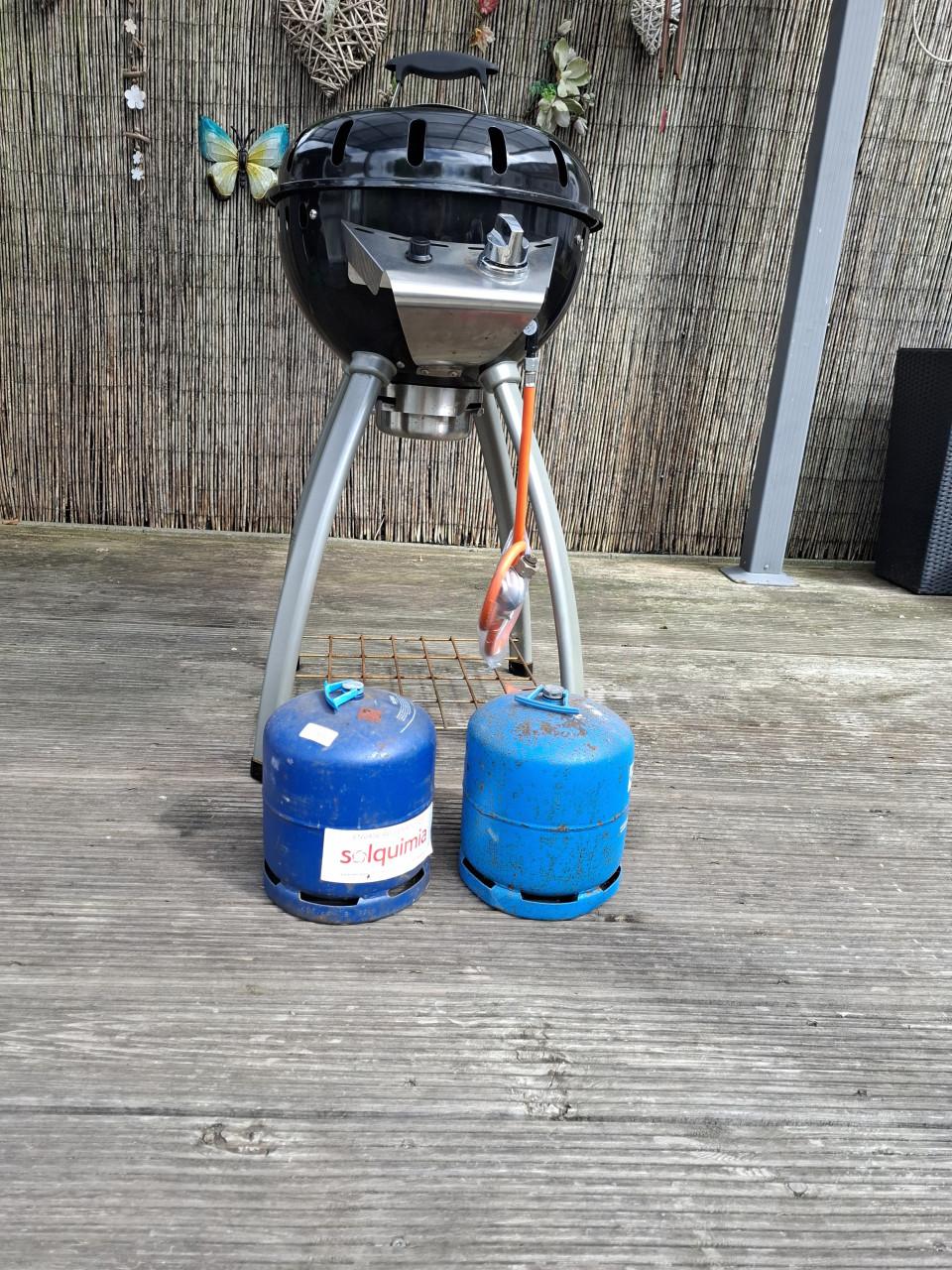 Gas barbecue