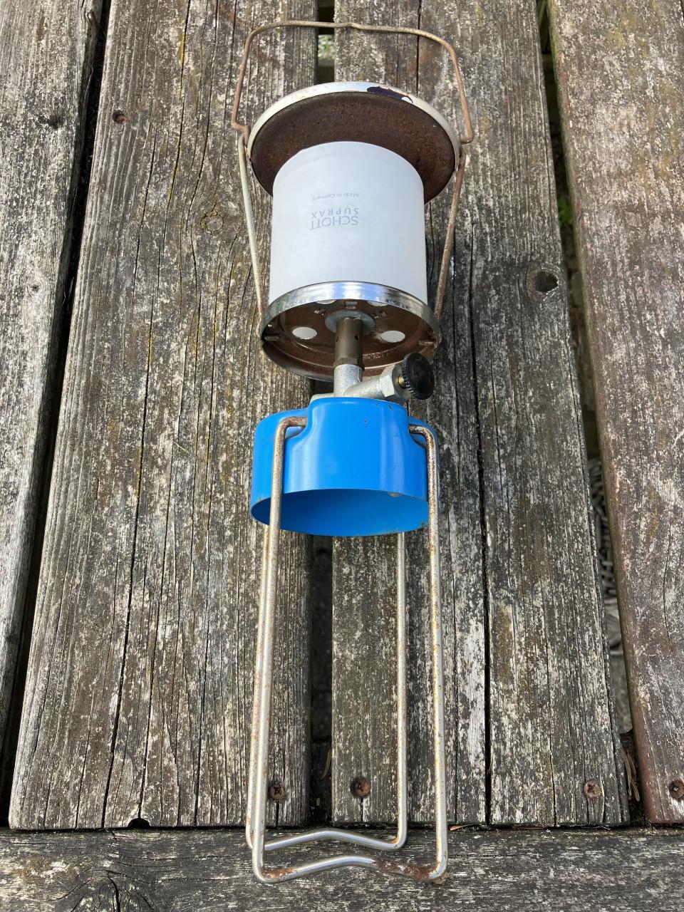 Diverse campinglampen + brandertje...5€ p/st.