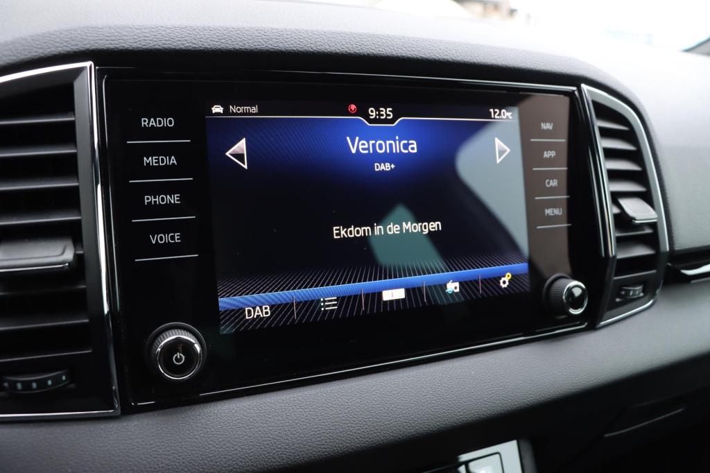 Skoda Karoq 1.5 tsi act style 150pk dsg7 | stoel voor+ achter verwarming | 