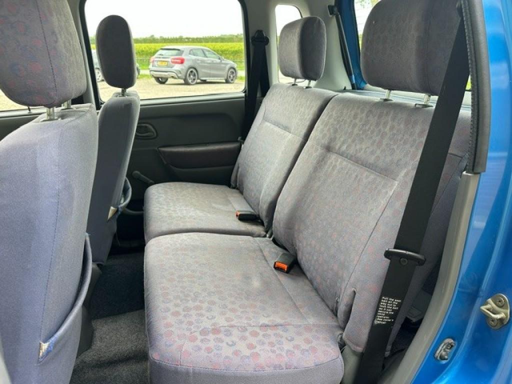 Suzuki Wagon R 1.3 season apk 03-2027