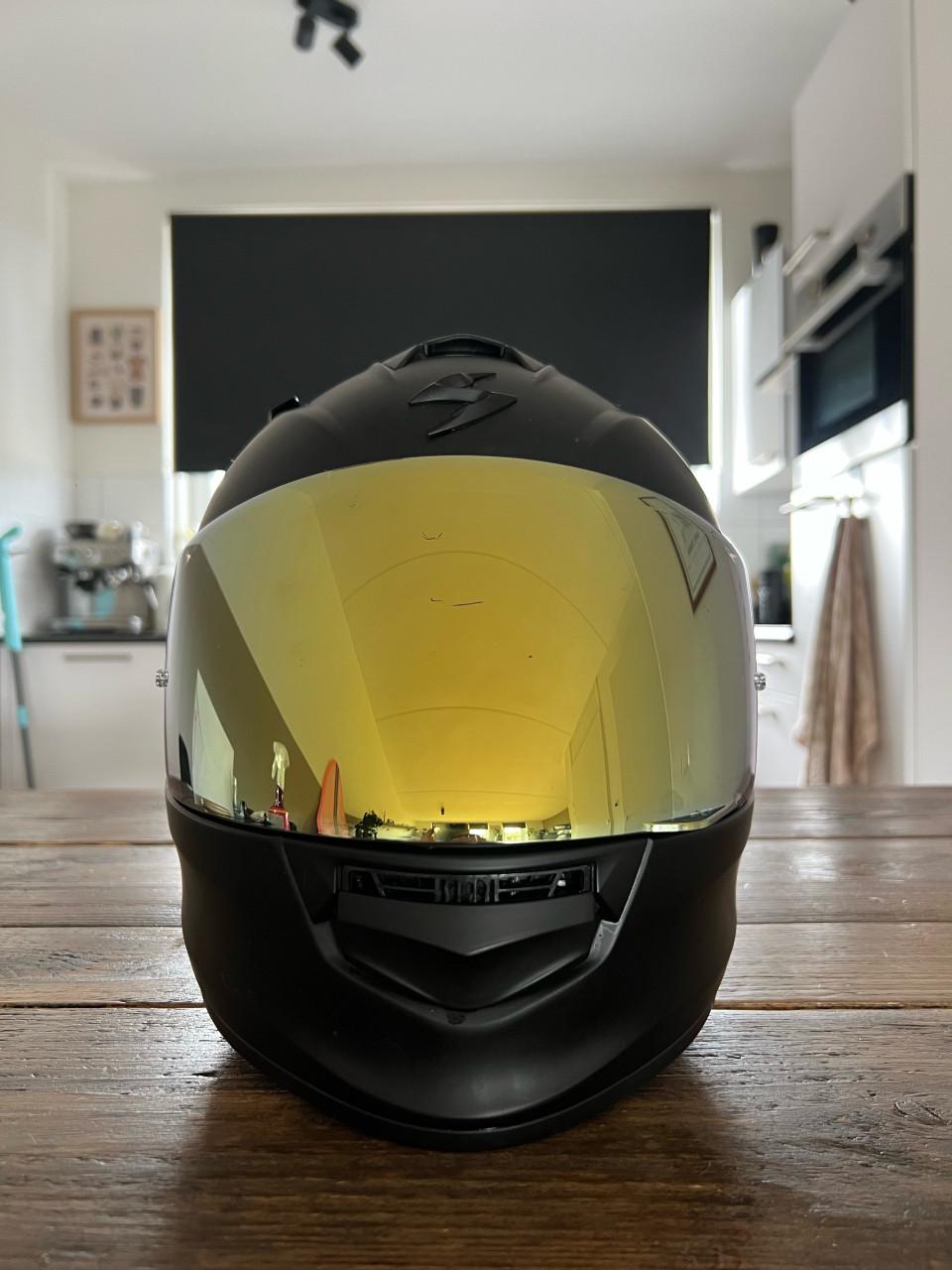 Scorpion exo-491 helm L