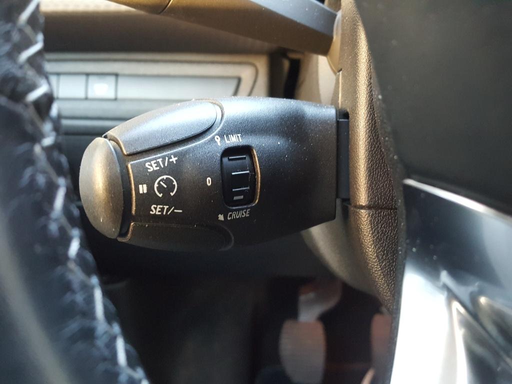 Peugeot 2008 1.2 puretech 110pk allure trekhaak | apple carplay & android a