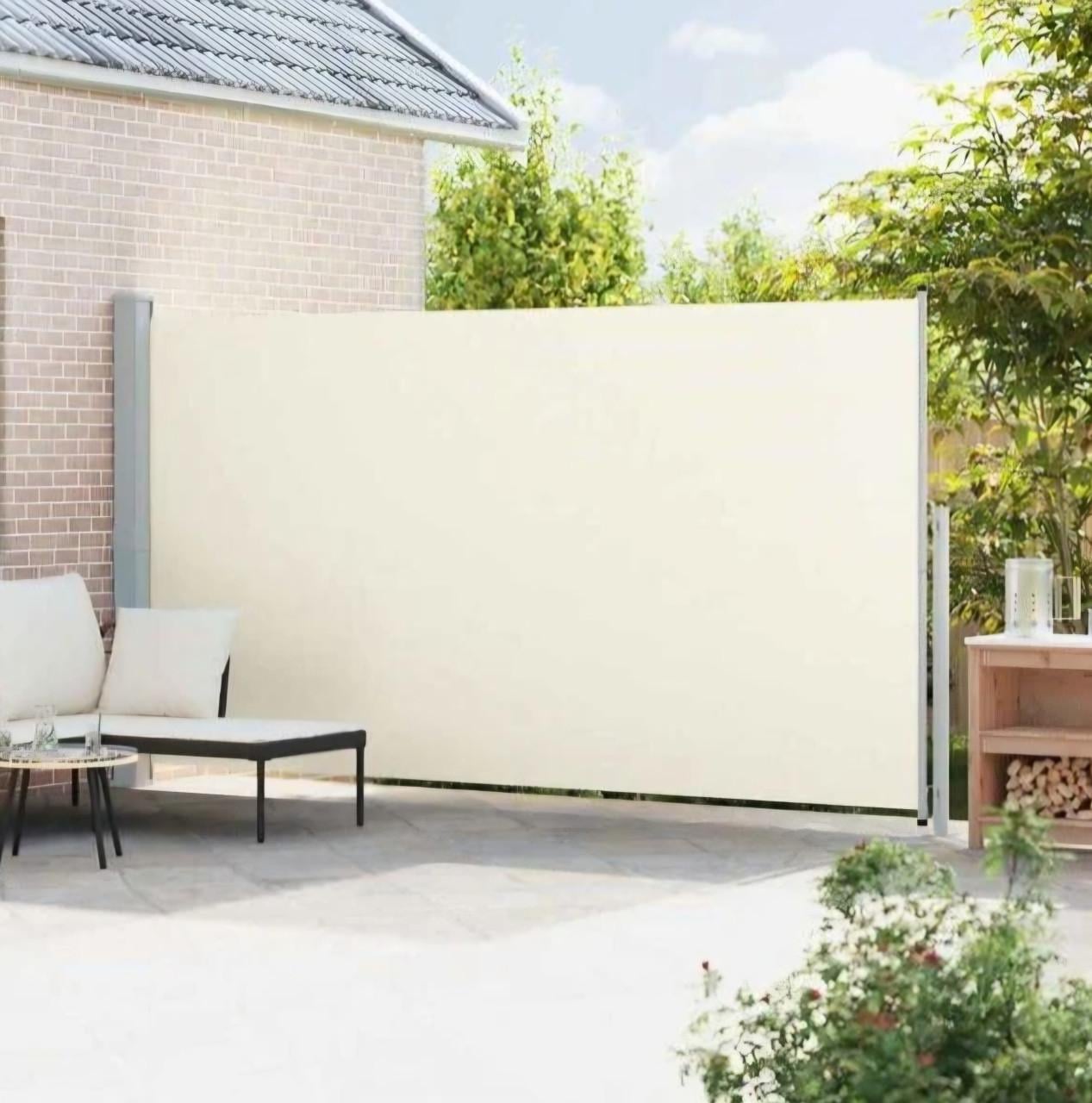 Uitrekbare windscherm voor in tuin.