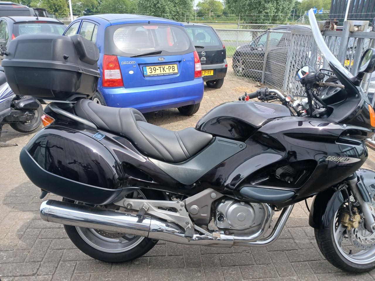 Honda Deauville