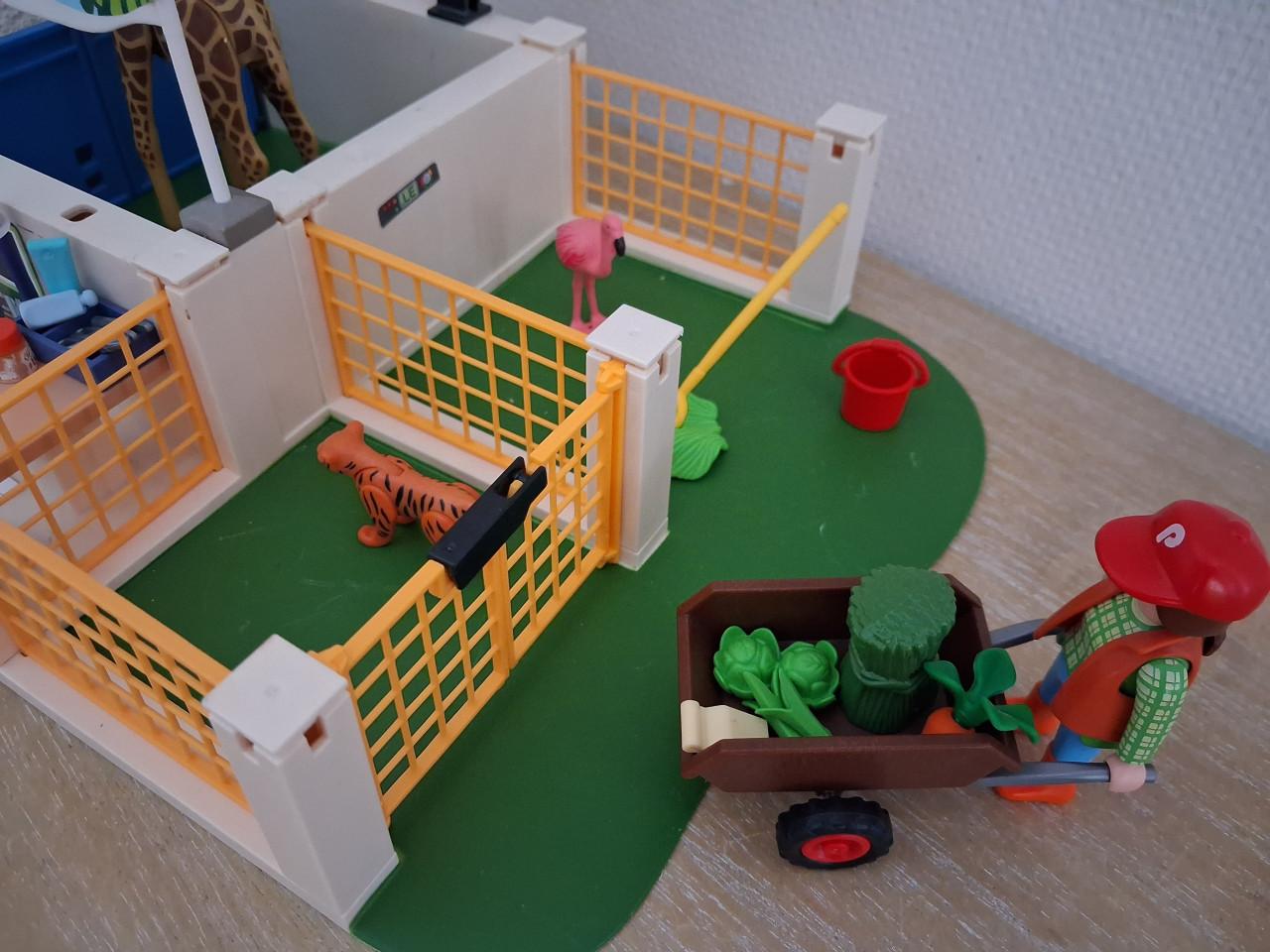 Playmobil dierverzorgingscentrum dierentuin set 4009