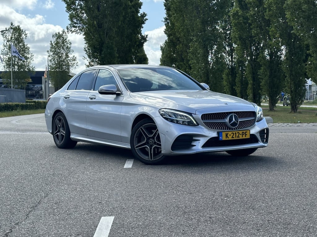 Mercedes-Benz C-Klasse 180 business solution amg i camera i stoelverwarming