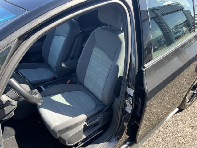 Volkswagen Id.3 45kwh 150pk pure , stoel en stuurverwarming