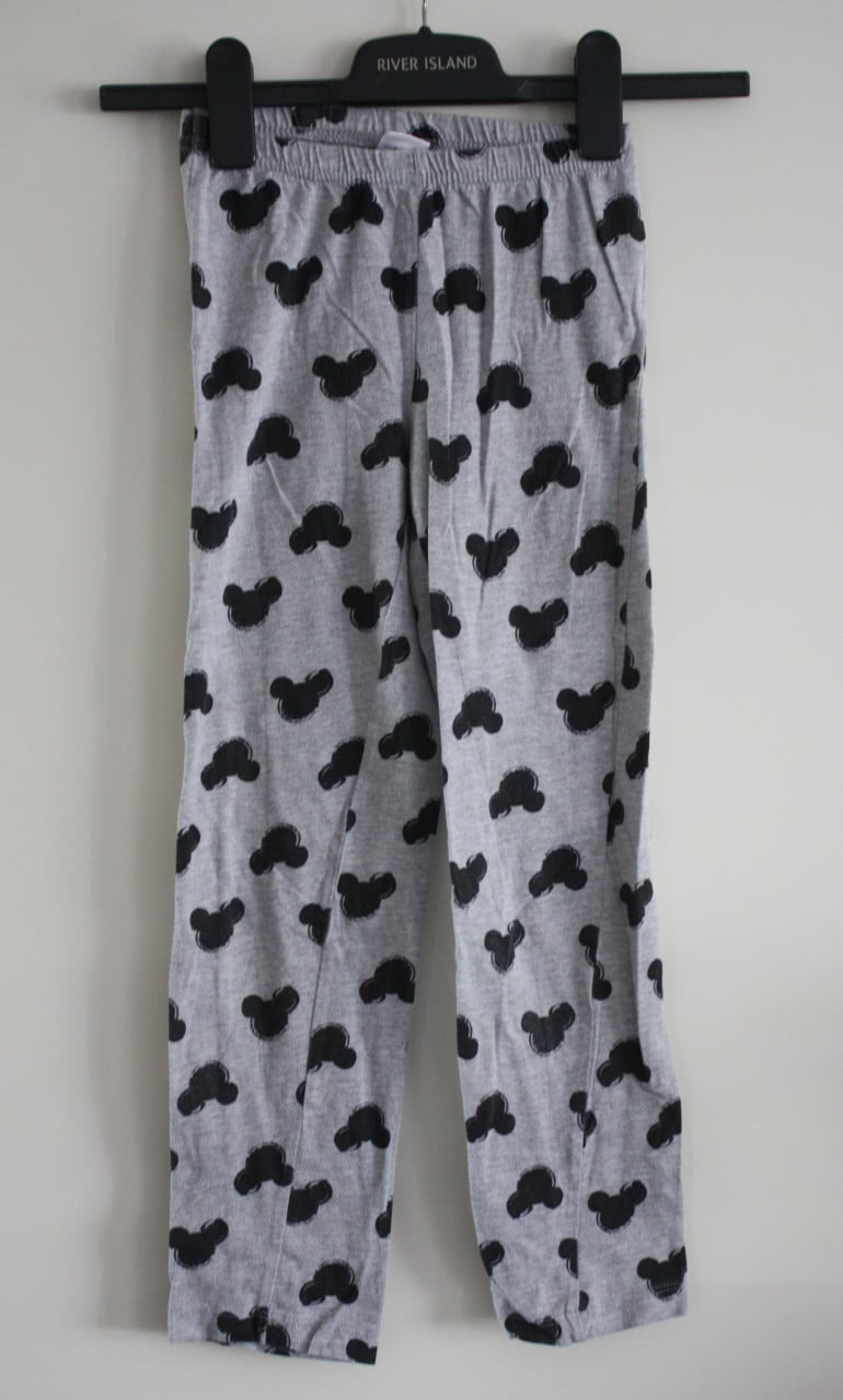 Grijze broek mickey mouse  maat  128-134