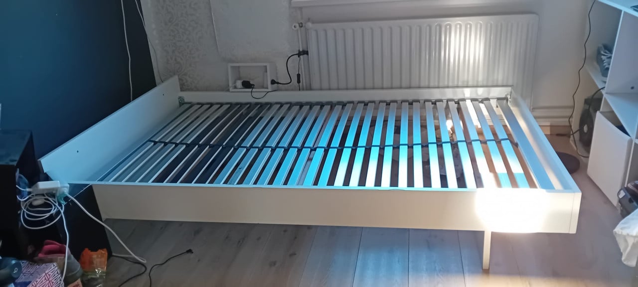 Bed  120 * 200