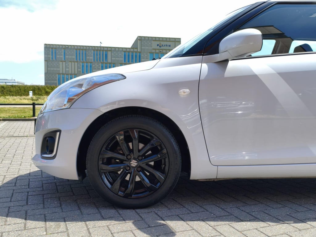 Suzuki Swift 1.2 bandit easss