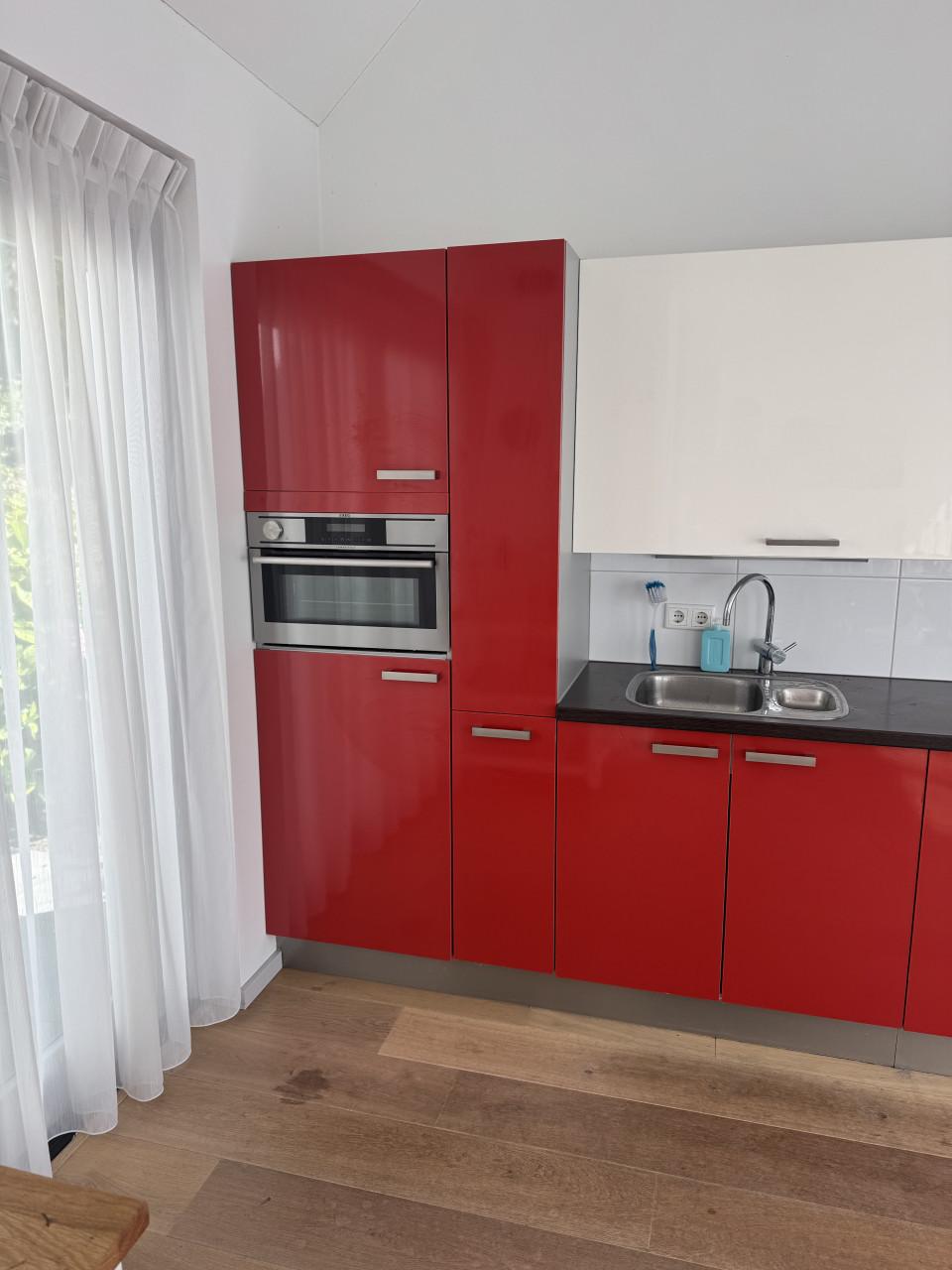 Complete keuken  (zelf uithalen) aangeboden