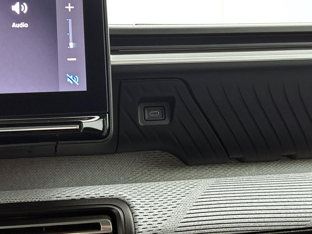 Citroen C3 turbo 100pk max | rijklaar | achteruitrijcamera | comfort seats 