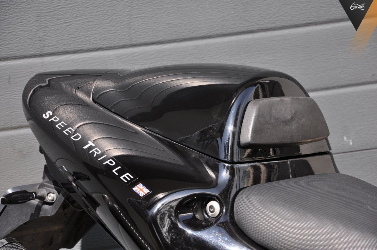 Triumph Speed Triple 955