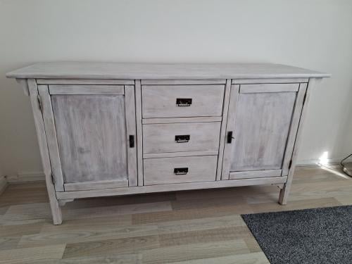 Mooi white wash dressoir