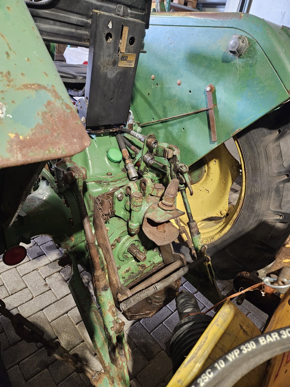 John deere 2040 2wd