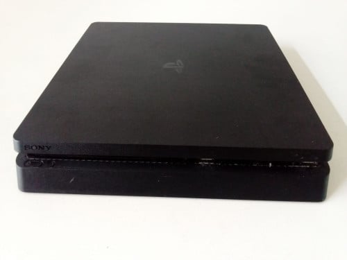 Playstation 4 + controller