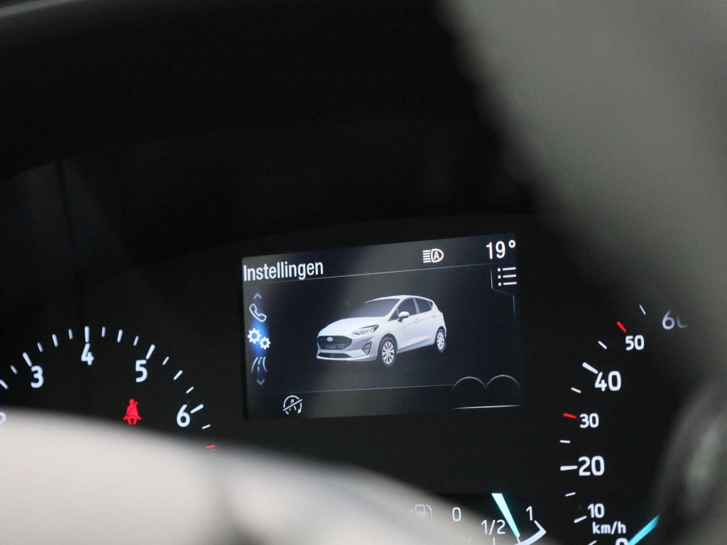 Ford Fiesta 1.0 ecoboost hybrid titanium | cruise control | parkeer sensore
