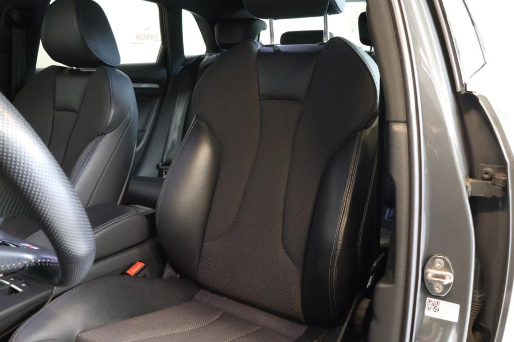 Audi A3 sportback 1.5 tfsi cod sport s line nl auto, cruise controle, led, 