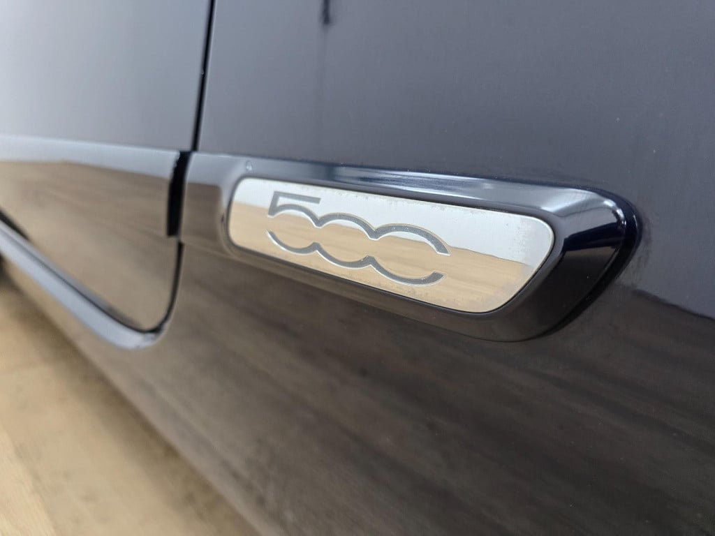 Fiat 500 1.2 lounge | pano | airco | lm velgen | 4-cilinder! | luxe uitvoer