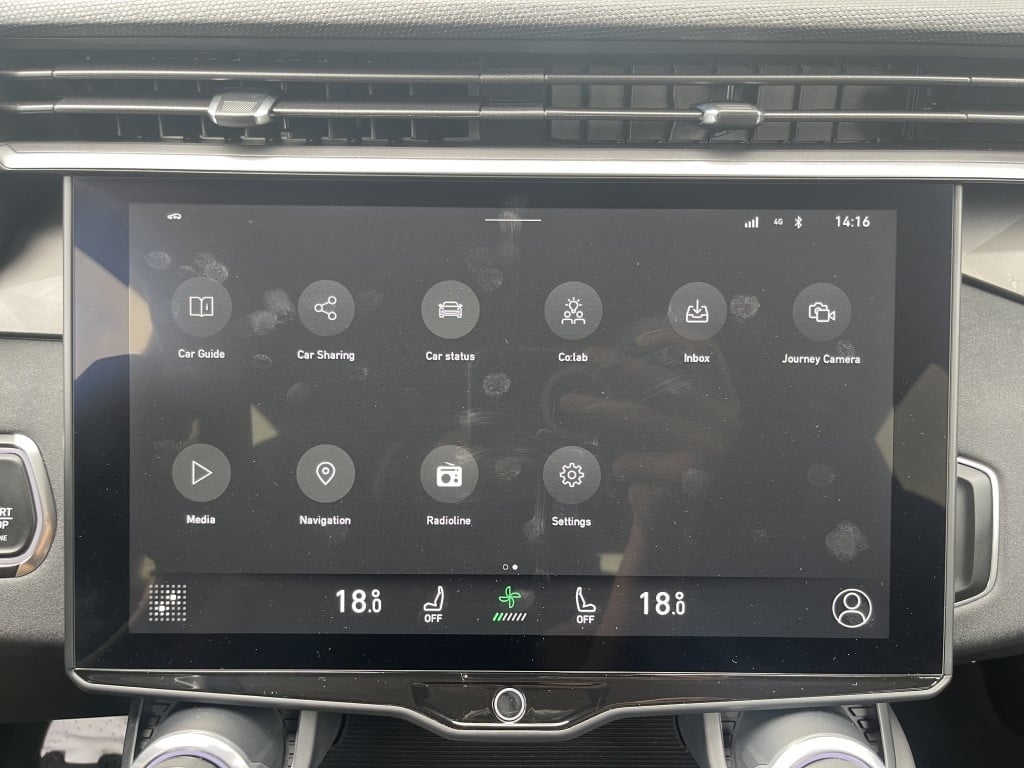 Lynk & Co 01 262pk plug-in hybride| panodak| adap.cruise| 360camera| keyles