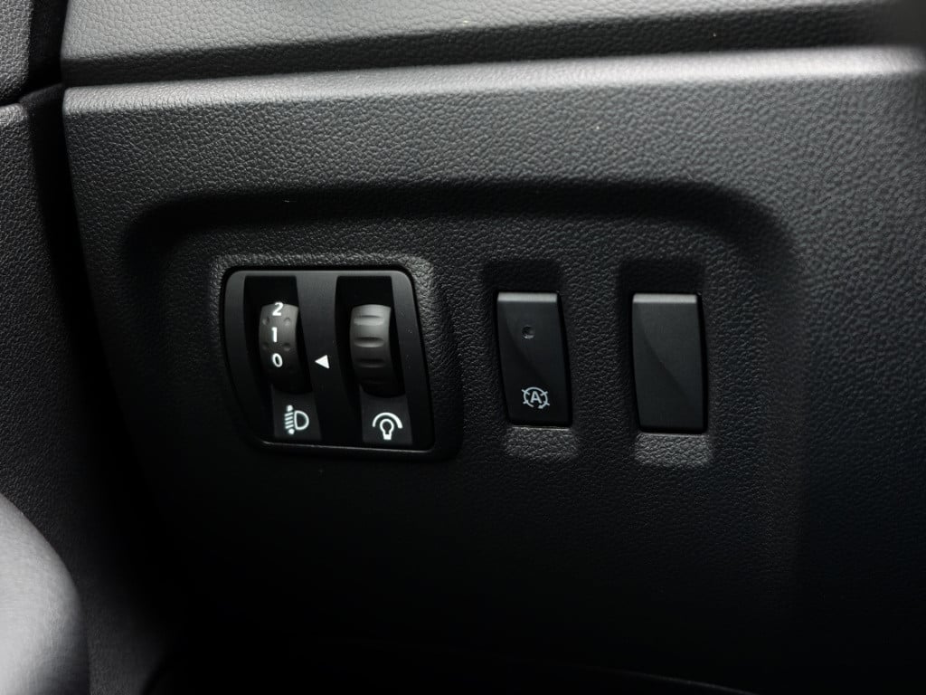 Renault Captur energy tce 90 limited navi full map |cruise control | blueto
